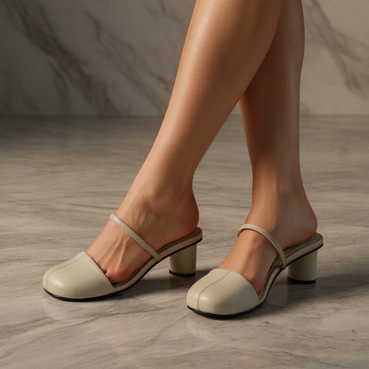 Sutton Leather Slide