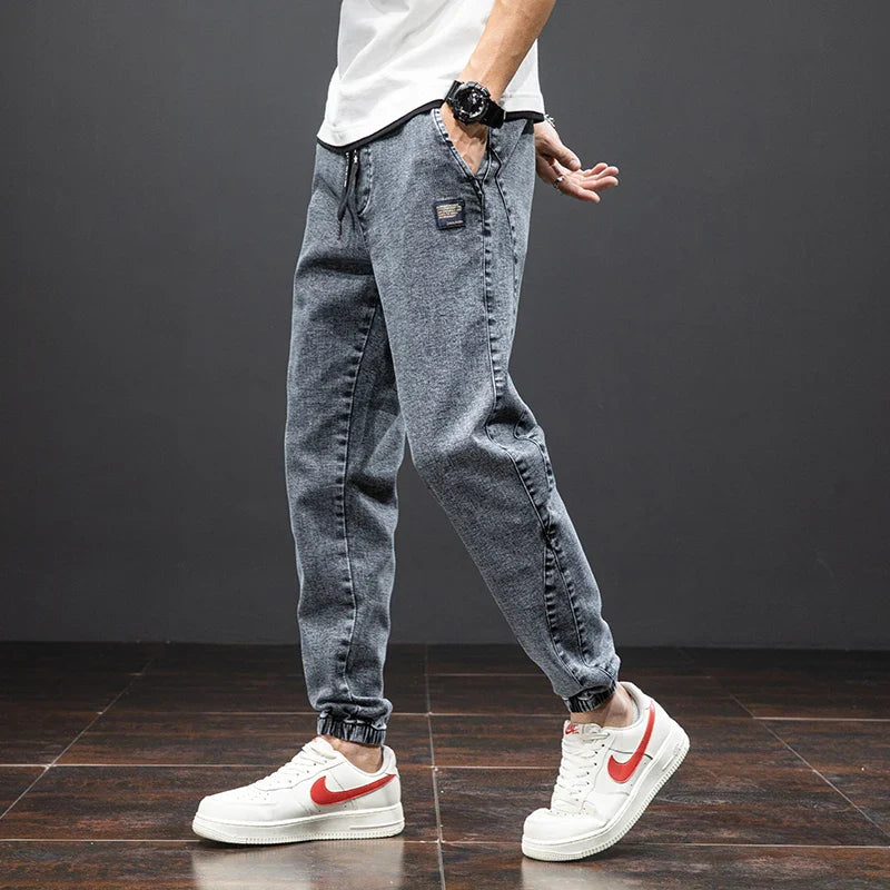 EVOCATIVE MEN'S DENIM JOGGERS
