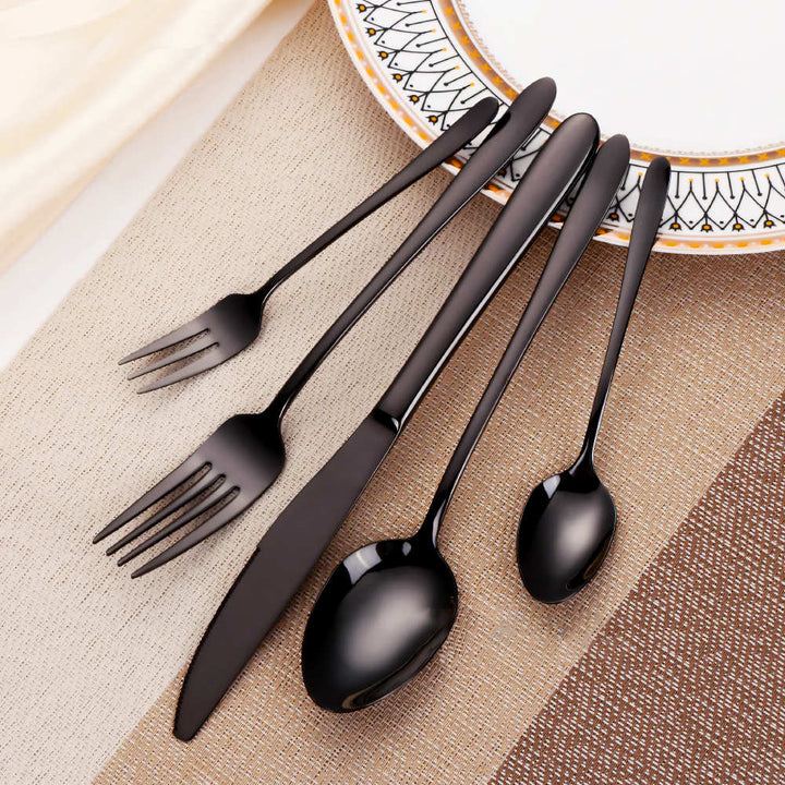 MIDNIGHT FLATWARE SET