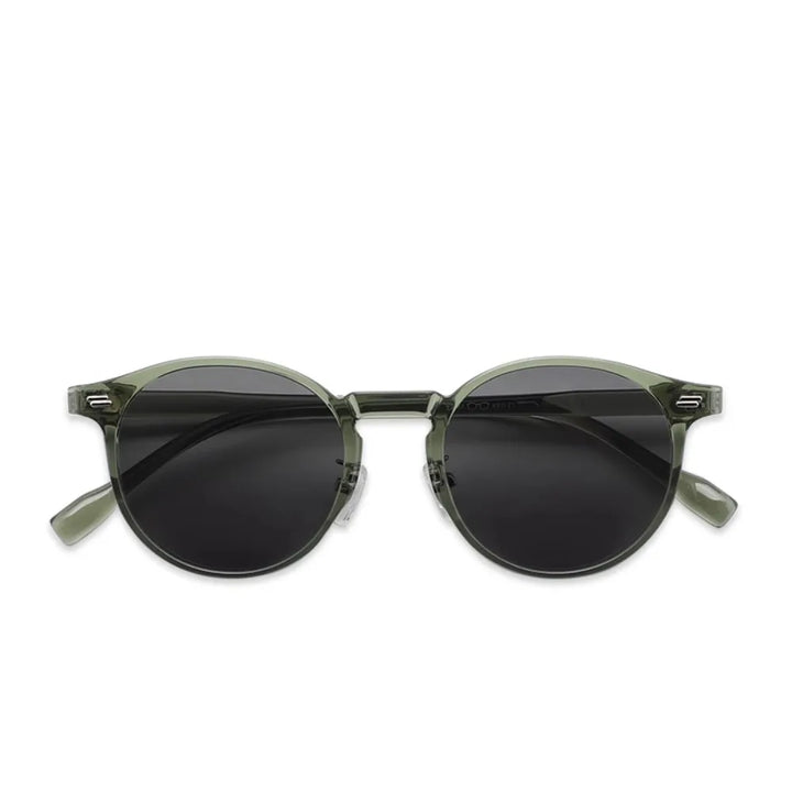 Vintage Vibe Voyagers