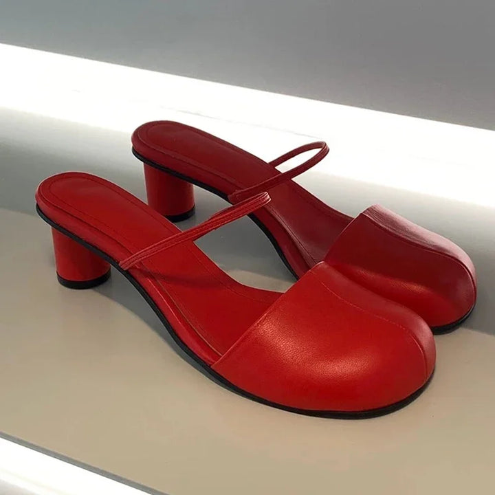 Sutton Leather Slide