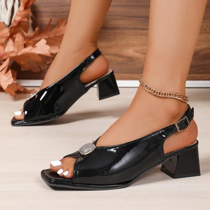 Valentina Sandal