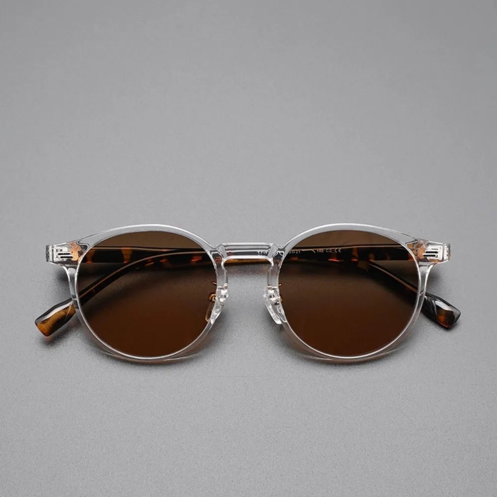Vintage Vibe Voyagers